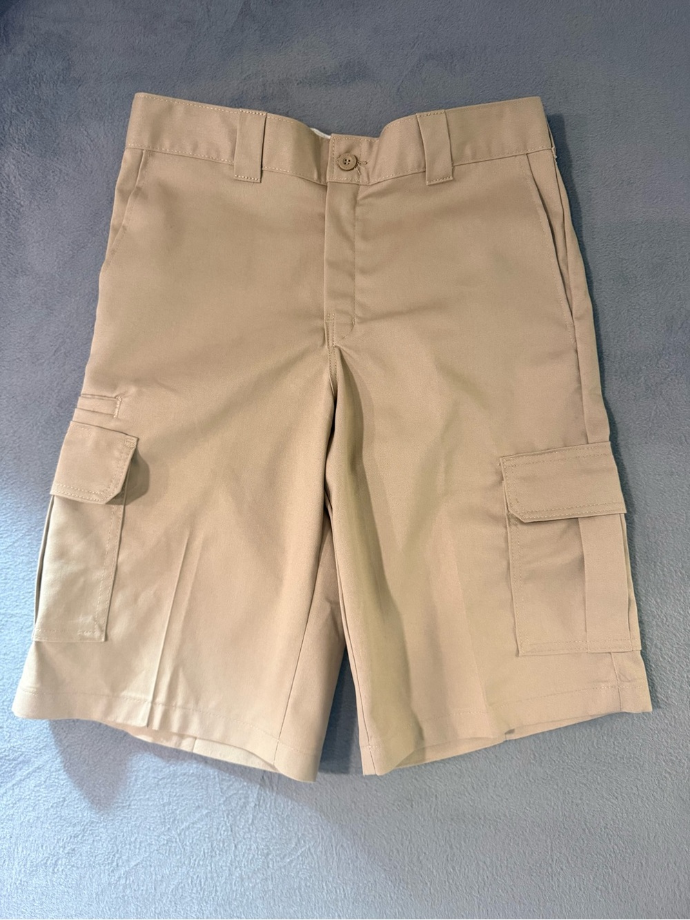 Dickie’s - Men’s Relaxed Fit Khaki Cargo Shorts - Classic Workwear